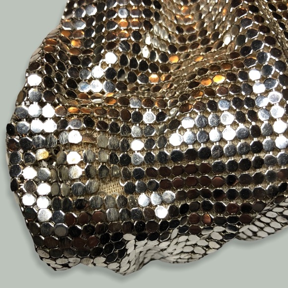 Vintage 1940's WHITING & DAVIS silver mesh evening bag - Picture 7 of 15